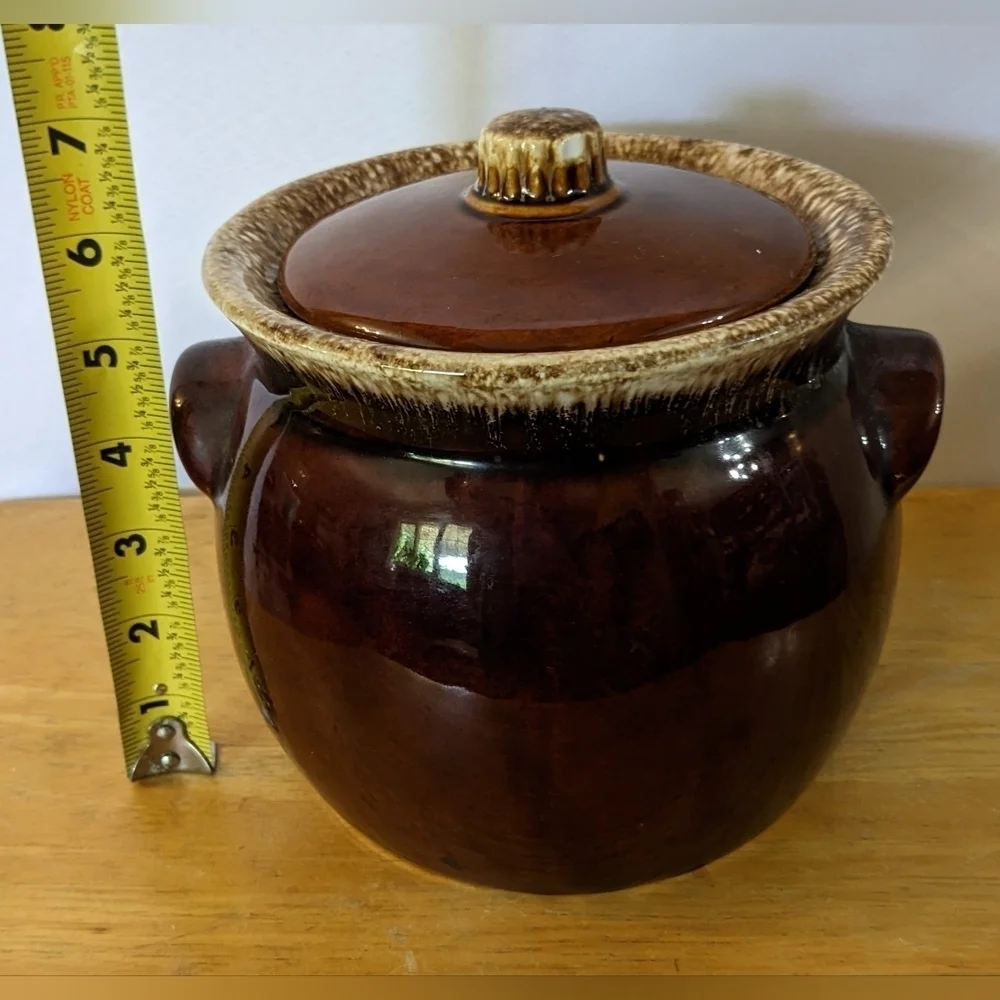 Hull Pottery Bean Pot with Lid, Vintage Hull Oven Proof USA Brown Drip, T9MIS